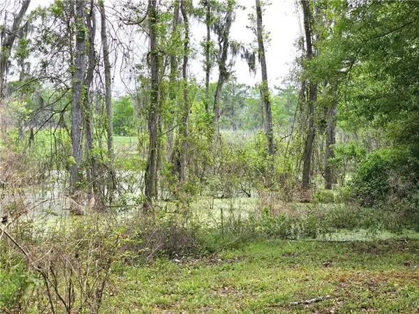 $535,000 | 40477 Crawford Landing Road, Slidell, LA 70461