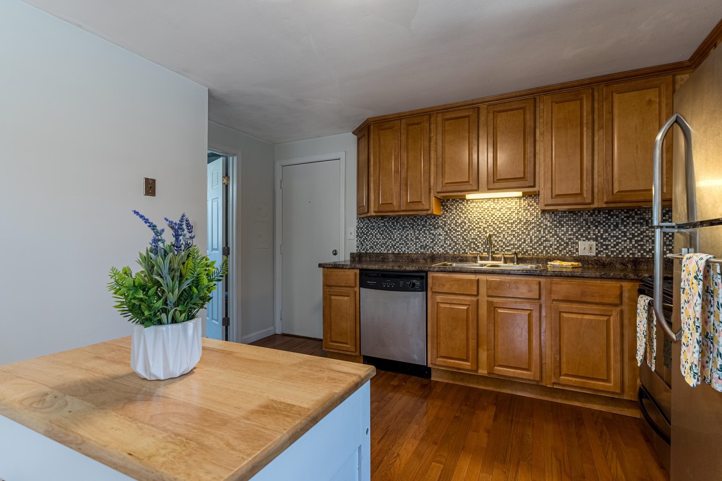 36 Whipple Road, Unit 6 Kittery, ME 03904 - Photo 25 of 28