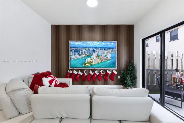 $3,650 | 15070 Southwest 119TH Lane, Miami, FL 33196