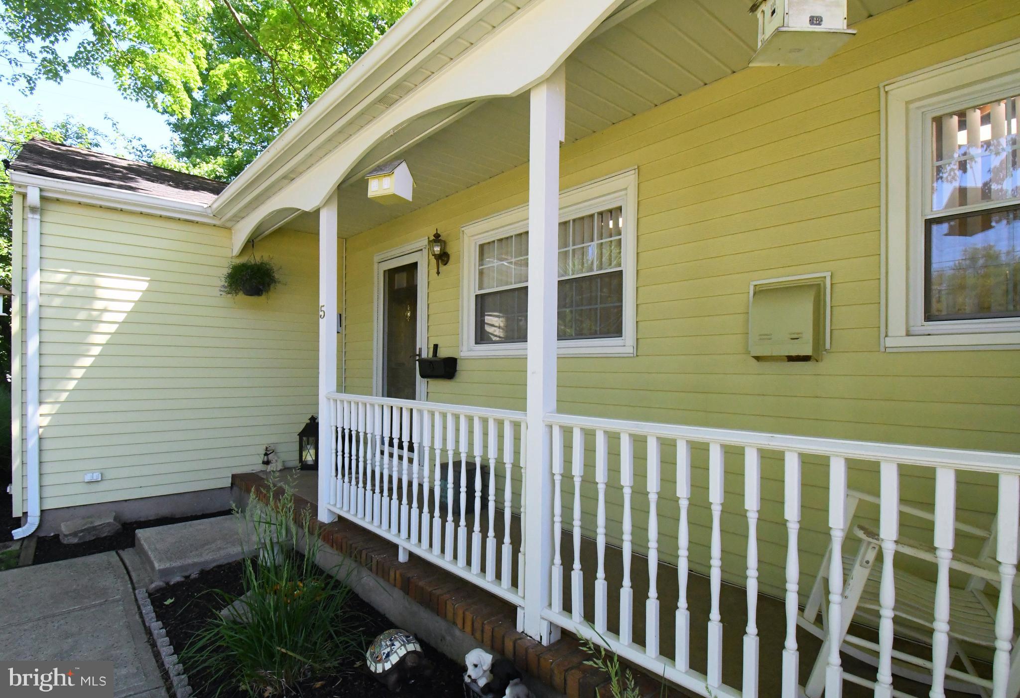 5 Royal Oak Road Lawrence Township, NJ 08648 - Photo 6 of 53