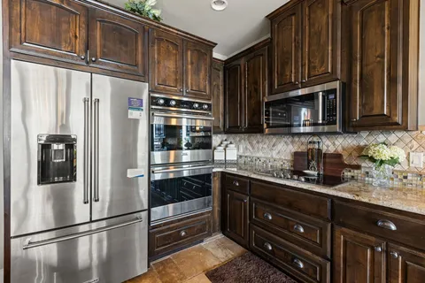 $1,495,000 | 101 Palm Cove, Buchanan Dam, TX 78609