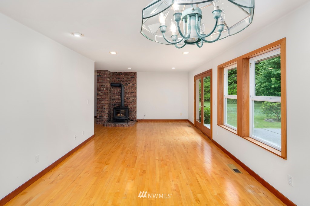 23402 Wallitner Road Arlington, WA 98223 - Photo 24 of 39 a view of an empty room with a window