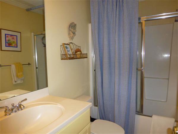 233 Nobscot Road, Unit 233 Sudbury, MA 01776 - Photo 13 of 23 Gallery Image 13