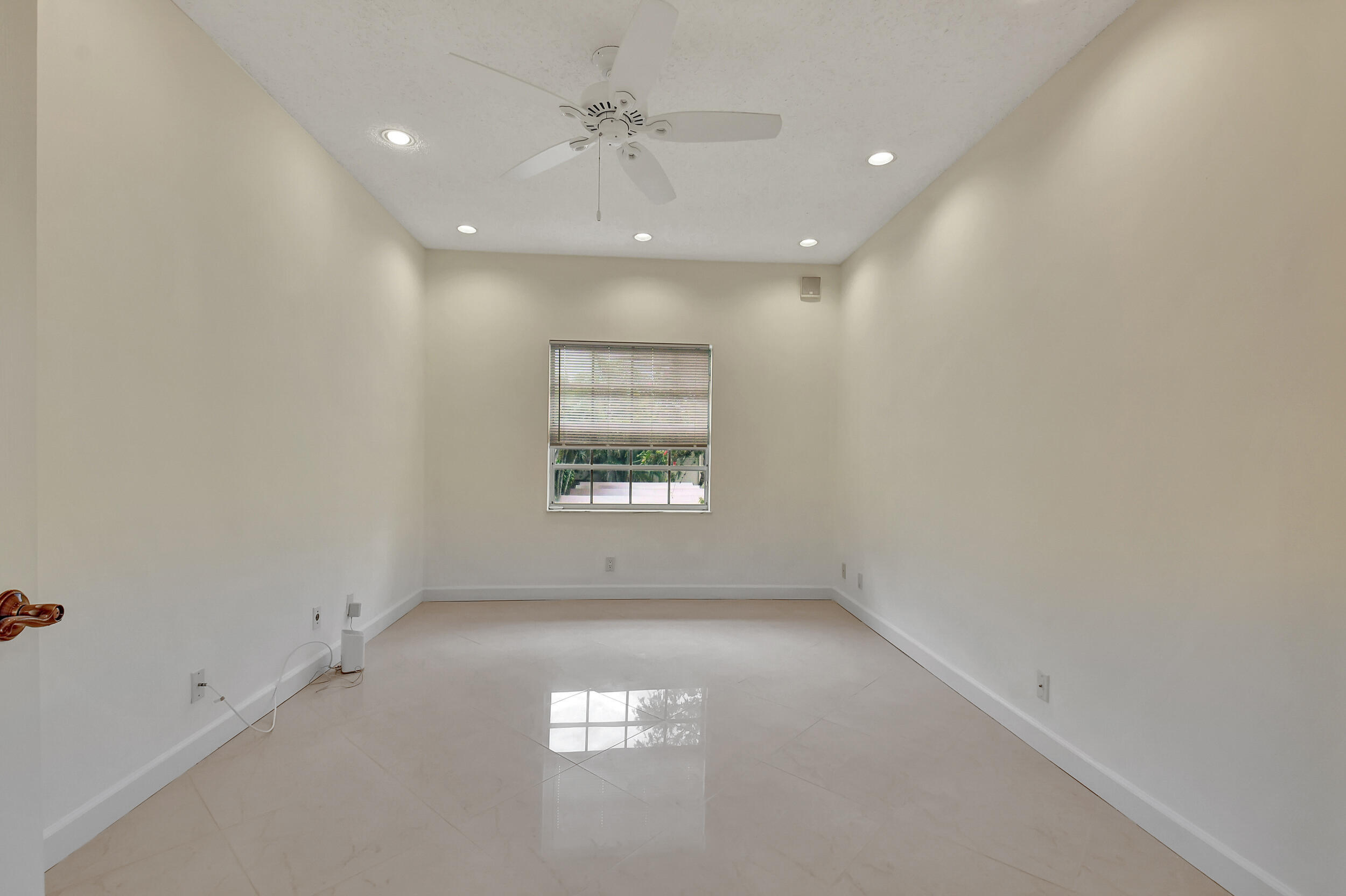 7628 Elm Ridge Drive, Unit 10U Boca Raton, FL 33433 - Photo 12 of 19 Den or 3rd Bedroom