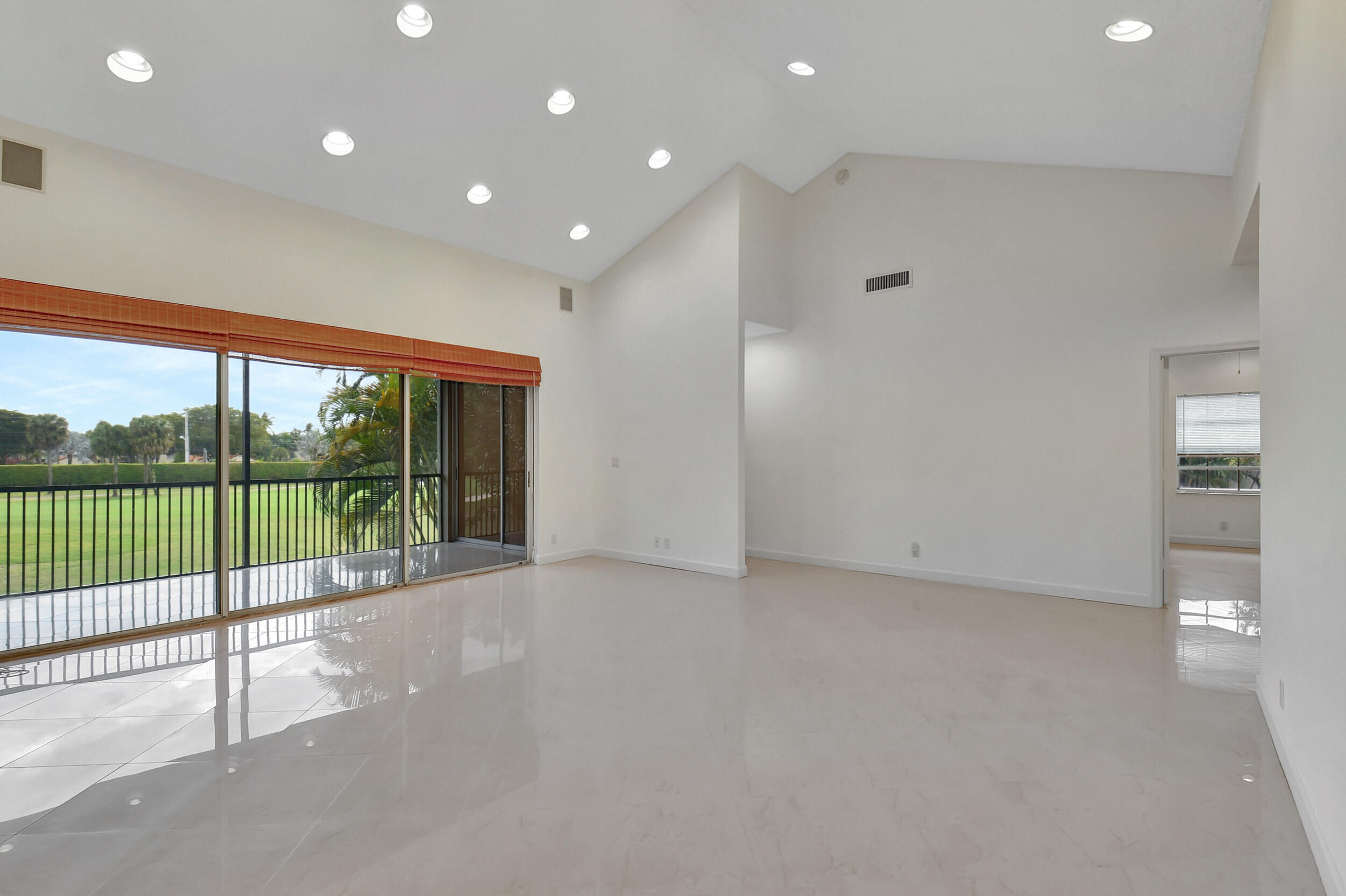 7628 Elm Ridge Drive, Unit 10U Boca Raton, FL 33433 - Photo 2 of 19 views of golf course