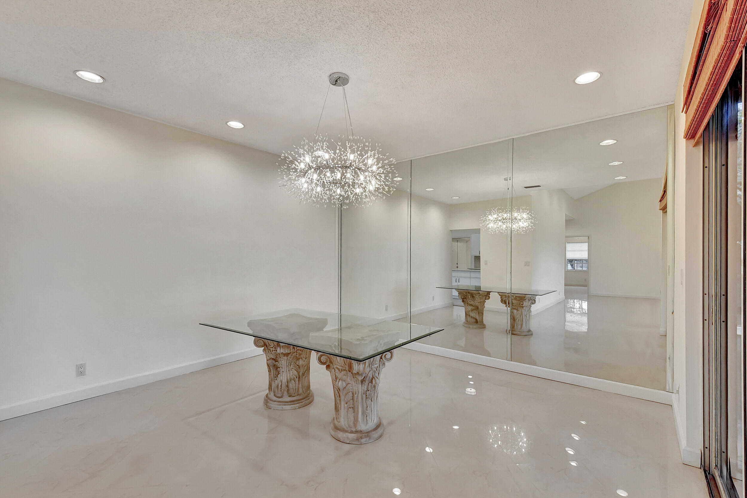 7628 Elm Ridge Drive, Unit 10U Boca Raton, FL 33433 - Photo 4 of 19 large dining room