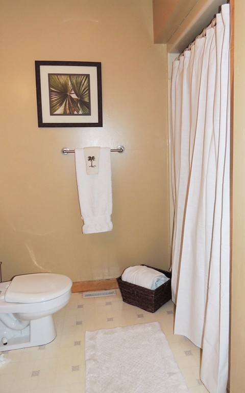 208 Jeffrey Road Springfield, MA 01119 - Photo 16 of 28