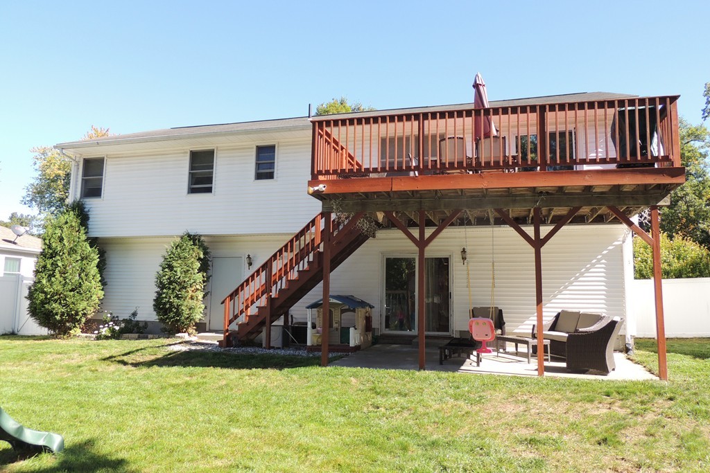 208 Jeffrey Road Springfield, MA 01119 - Photo 21 of 28