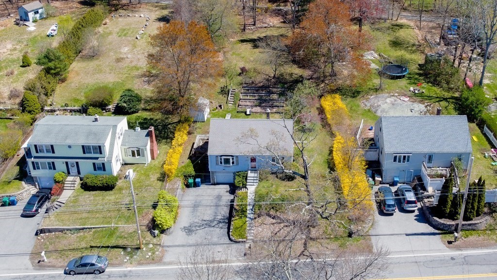 362 Concord Road Billerica, MA 01821 - Photo 3 of 37 Gallery Image 3
