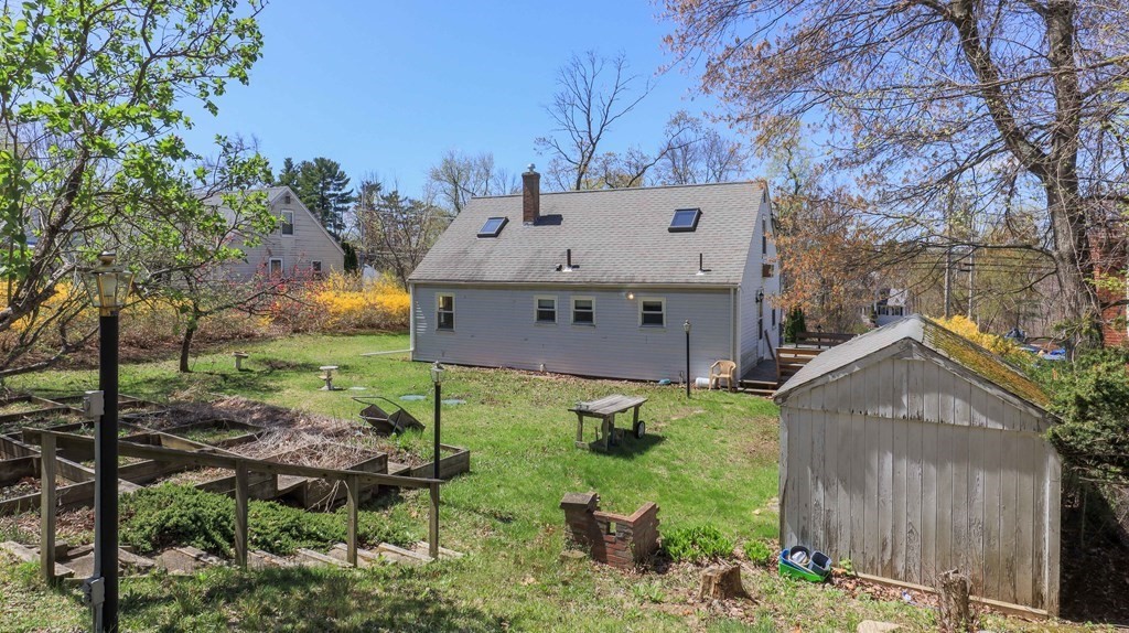 362 Concord Road Billerica, MA 01821 - Photo 5 of 37 Gallery Image 5