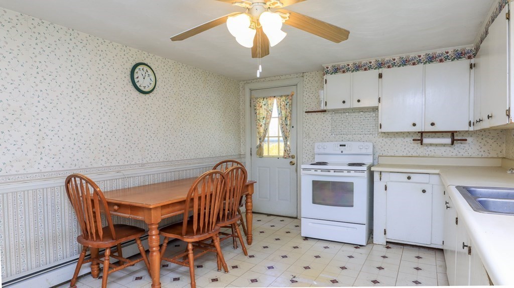 362 Concord Road Billerica, MA 01821 - Photo 10 of 37 Gallery Image 10