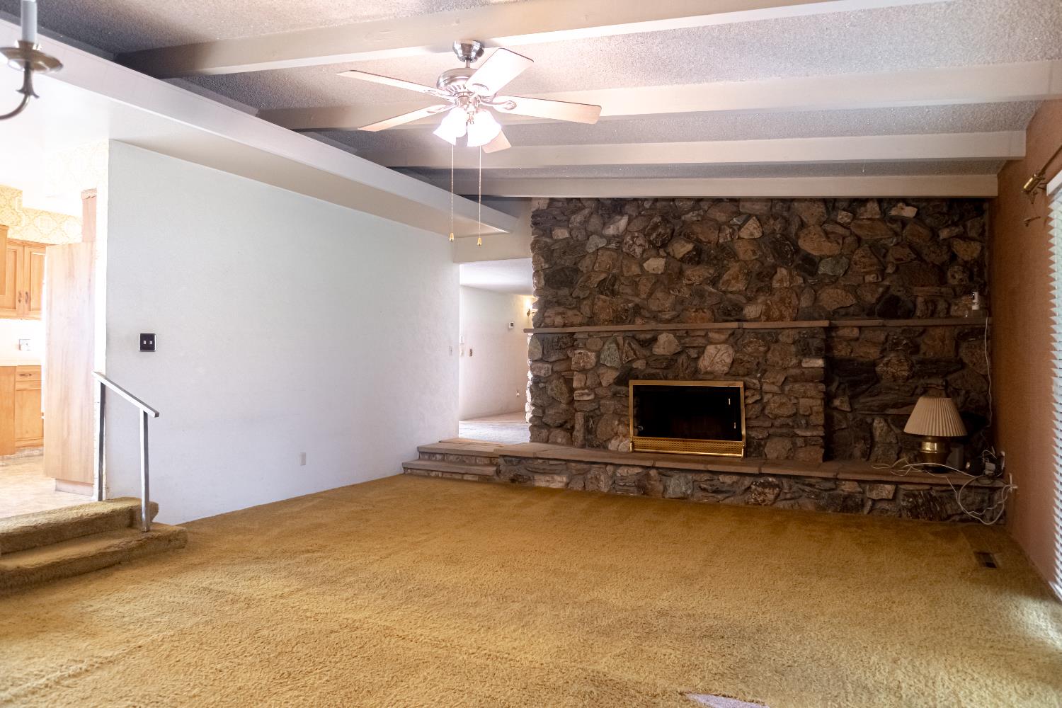 5877 East Dwight Way Fresno, CA 93727 - Photo 9 of 31