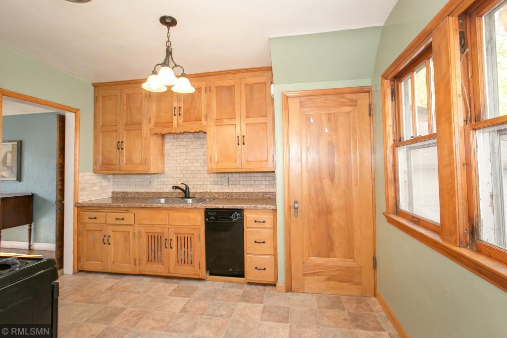 1771 Pascal Street Falcon Heights, MN 55113 - Photo 13 of 22 Gallery Image 13