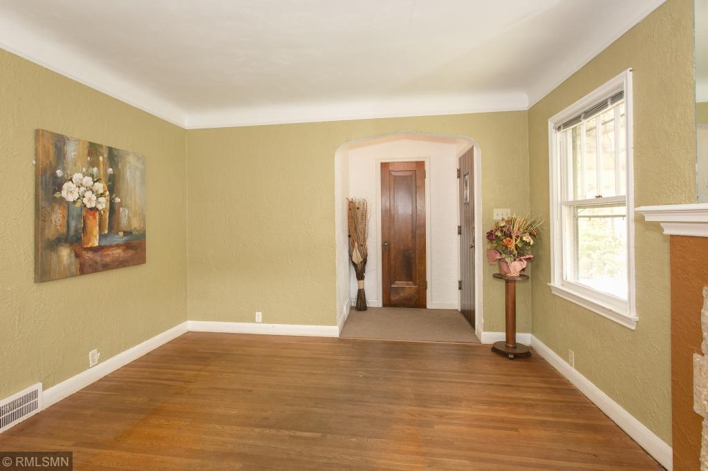 1771 Pascal Street Falcon Heights, MN 55113 - Photo 15 of 22 Gallery Image 15