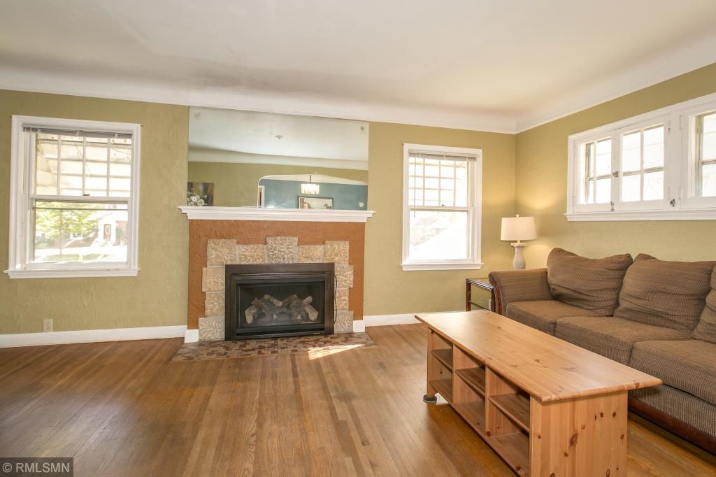 1771 Pascal Street Falcon Heights, MN 55113 - Photo 8 of 22 Gallery Image 8