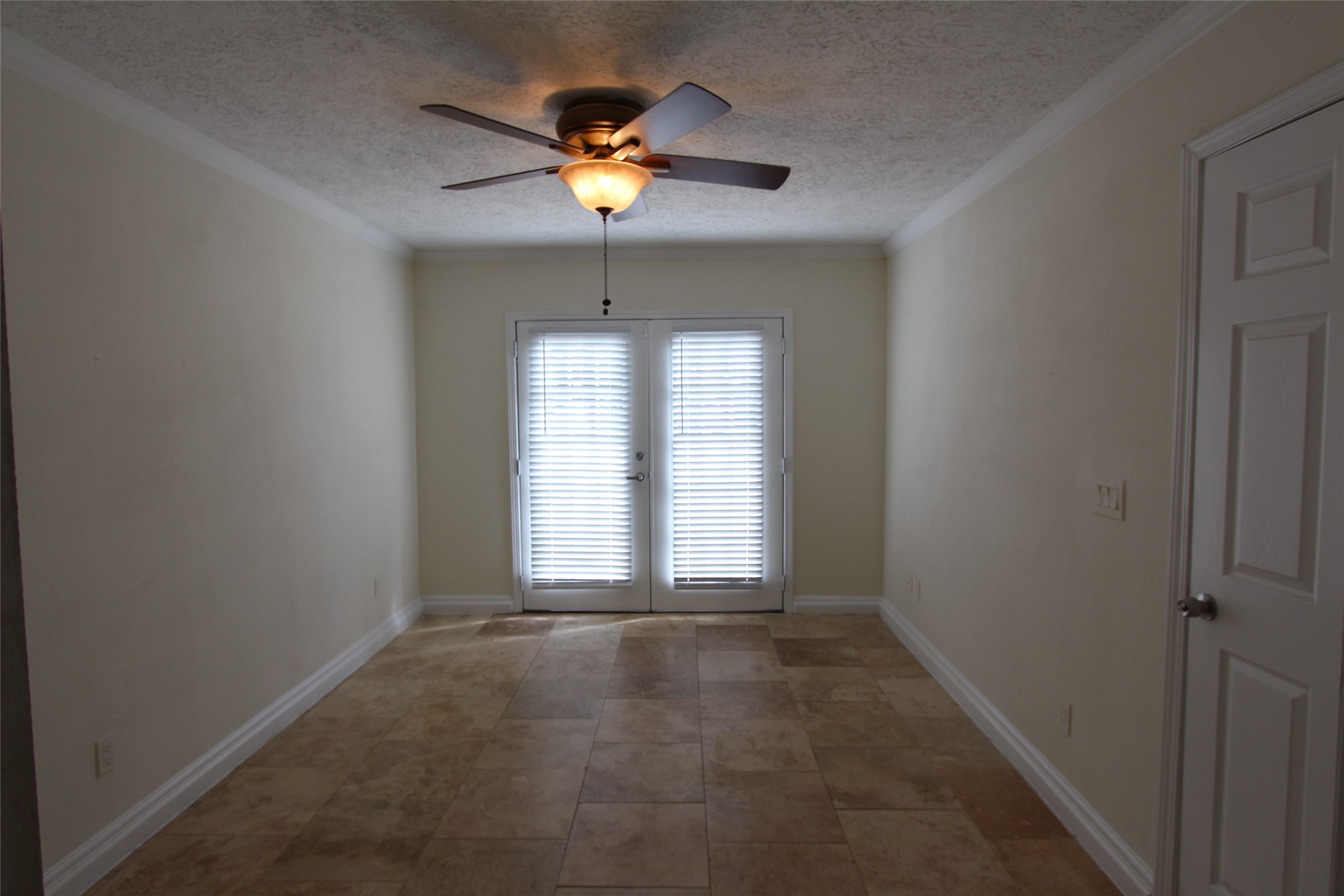6630 Corbin Street Houston, TX 77055 - Photo 10 of 13