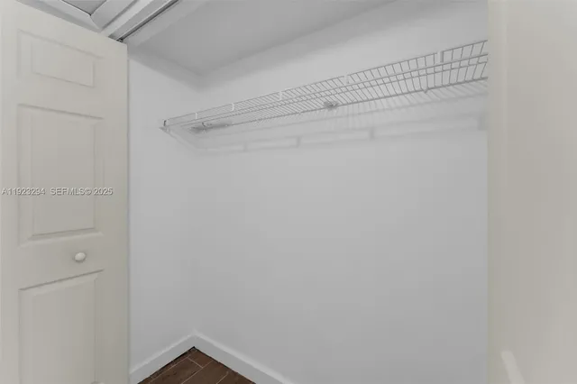 $2,050 | 15221 Southwest 80th Street, Unit 112, Miami, FL 33193