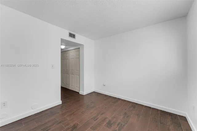 $2,050 | 15221 Southwest 80th Street, Unit 112, Miami, FL 33193
