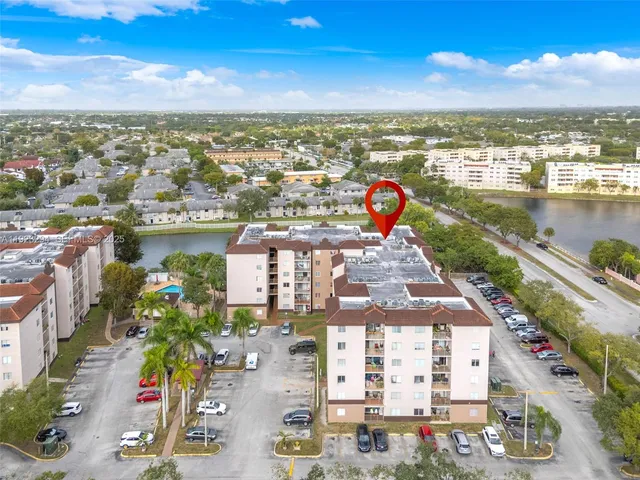 $2,050 | 15221 Southwest 80th Street, Unit 112, Miami, FL 33193