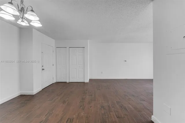 $2,050 | 15221 Southwest 80th Street, Unit 112, Miami, FL 33193