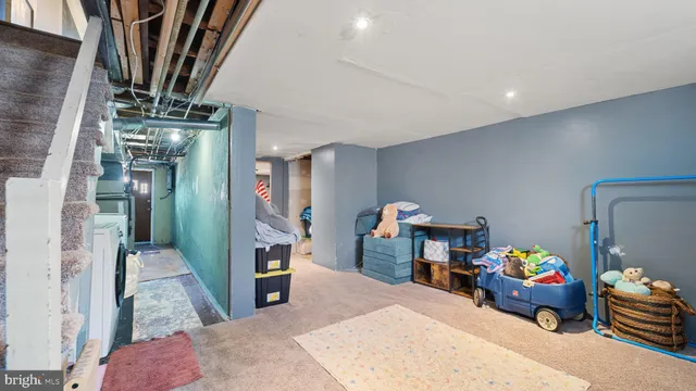 $1,900 | 305 North Bishop Avenue, Clifton Heights, PA 19018