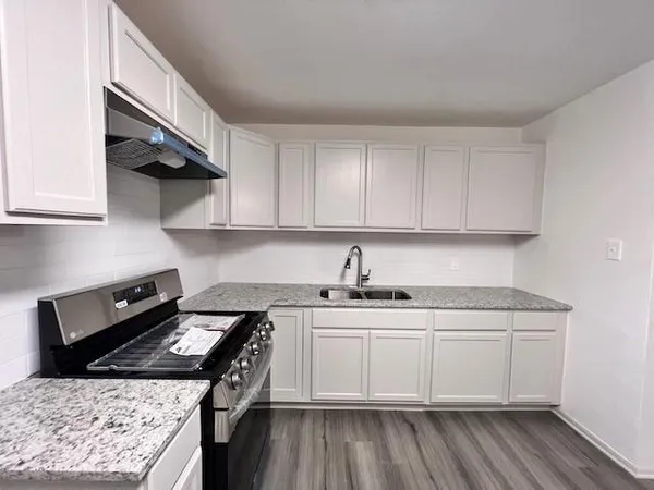 $1,400 | 208 North 36th Street, Corsicana, TX 75110