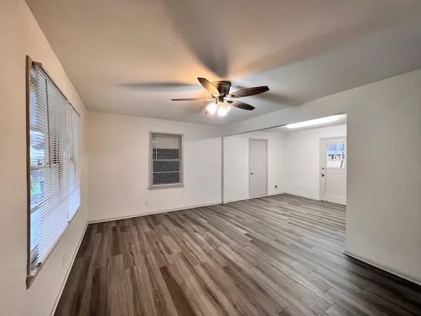 $1,400 | 208 North 36th Street, Corsicana, TX 75110