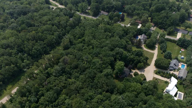 $195,000 | 6454 Sweetbriar Court, Sawyer, MI 49125