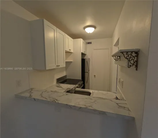 $1,850 | 1010 Southeast 15th Street, Unit 209, Fort Lauderdale, FL 33316