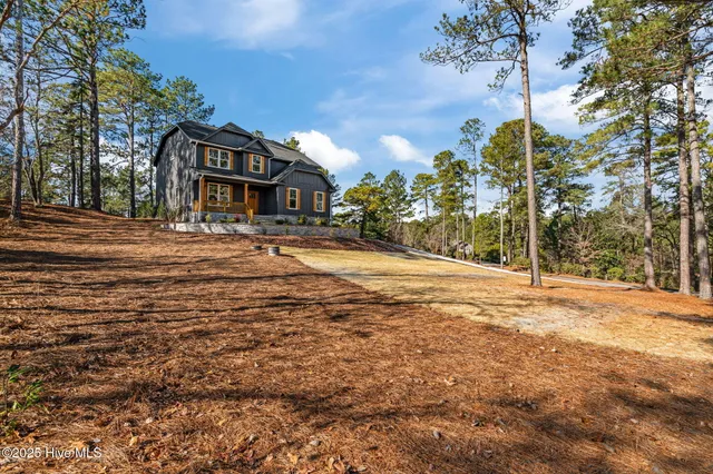 $595,000 | 101 Douglas Drive, West End, NC 27376
