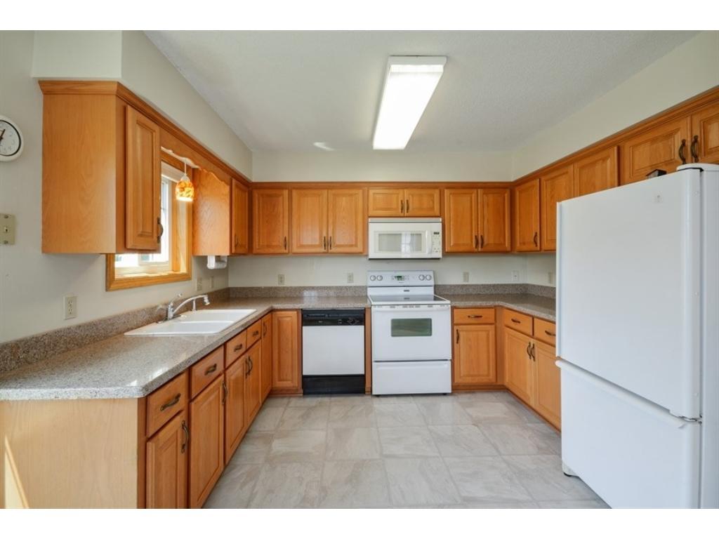 8551 Corcoran Path Inver Grove Heights, MN 55076 - Photo 8 of 16 Gallery Image 8