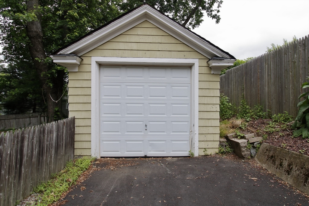 53 Dexterdale Road Providence, RI 02906 - Photo 33 of 34 Gallery Image 33