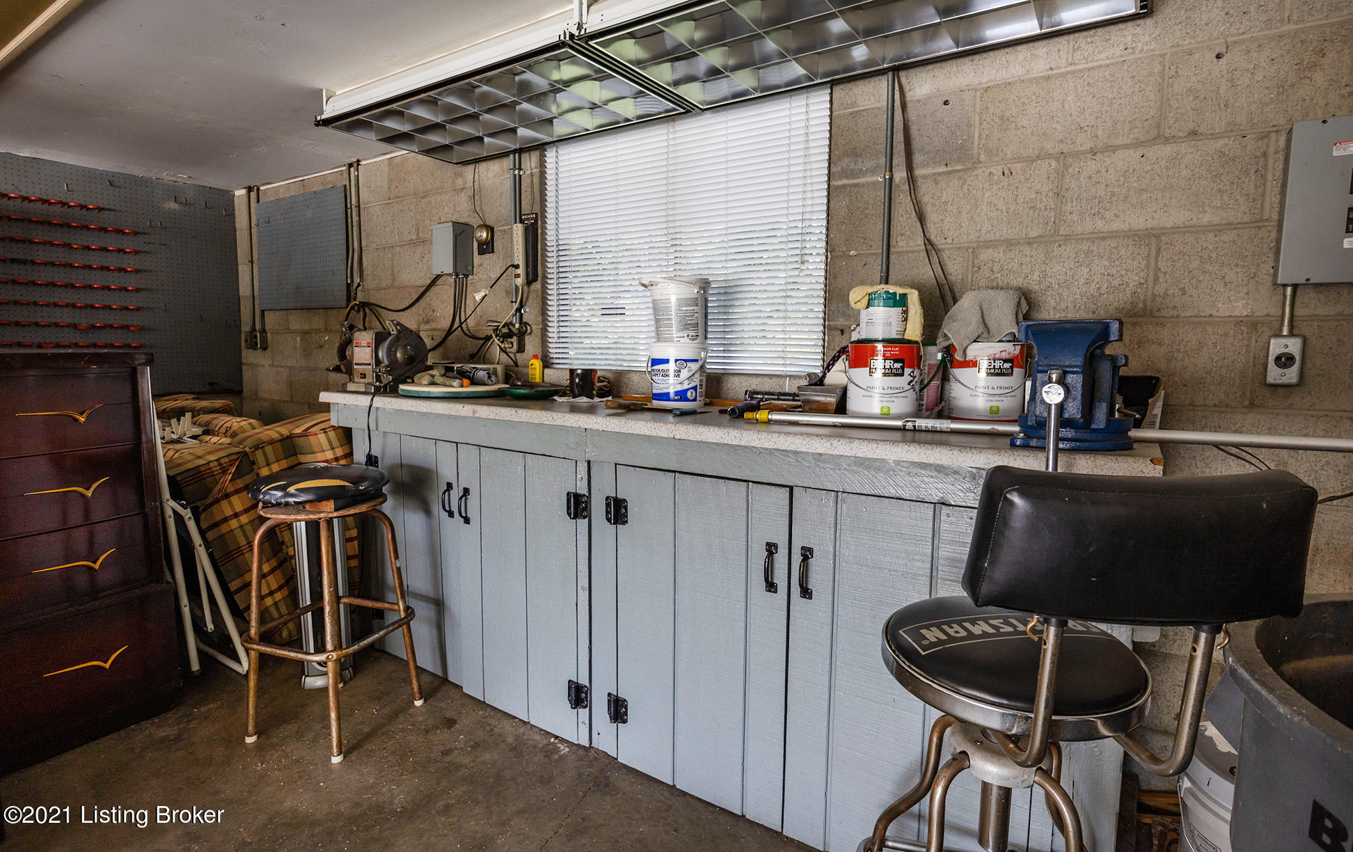 4134 Dover Road Louisville, KY 40216 - Photo 60 of 98 4134-Dover-Rd-05132021-062