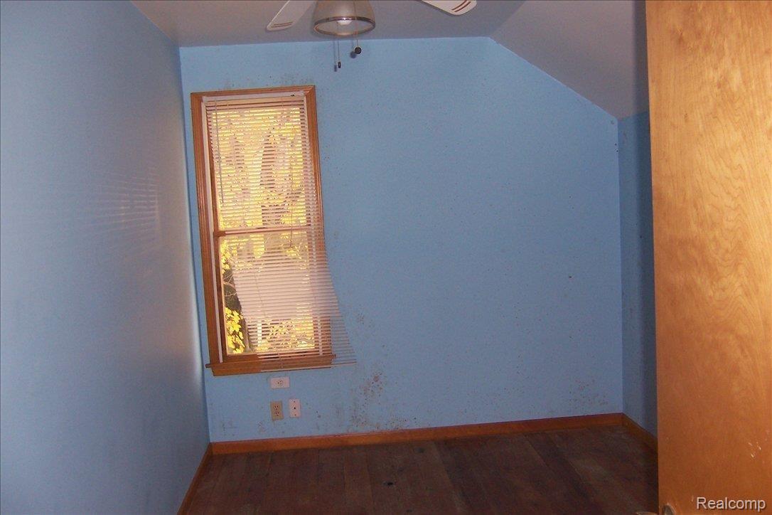 13364 Duffield Road Montrose, MI 48457 - Photo 7 of 8 100_0178