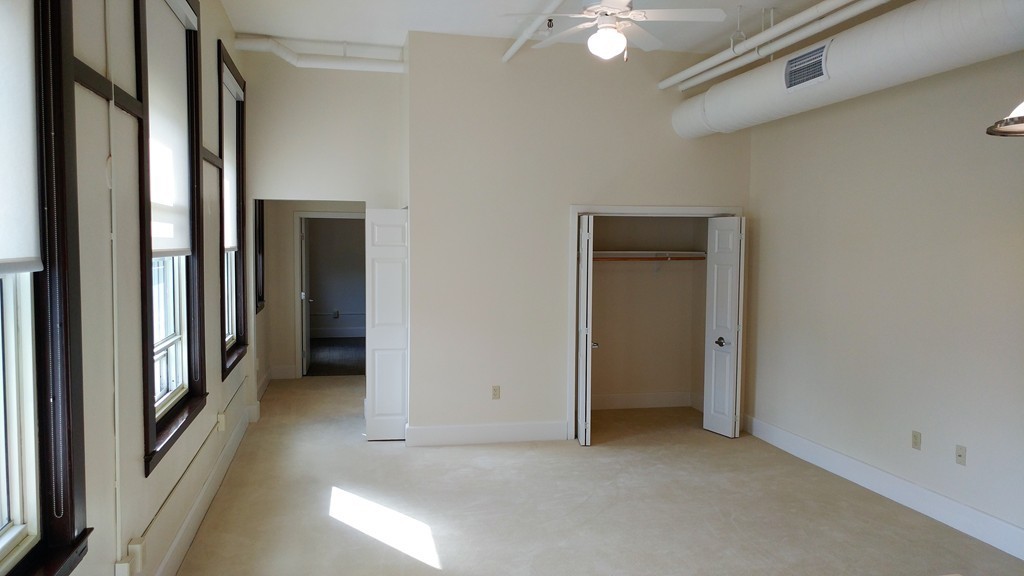 948 Main Street, Unit 203 Waltham, MA 02451 - Photo 5 of 20