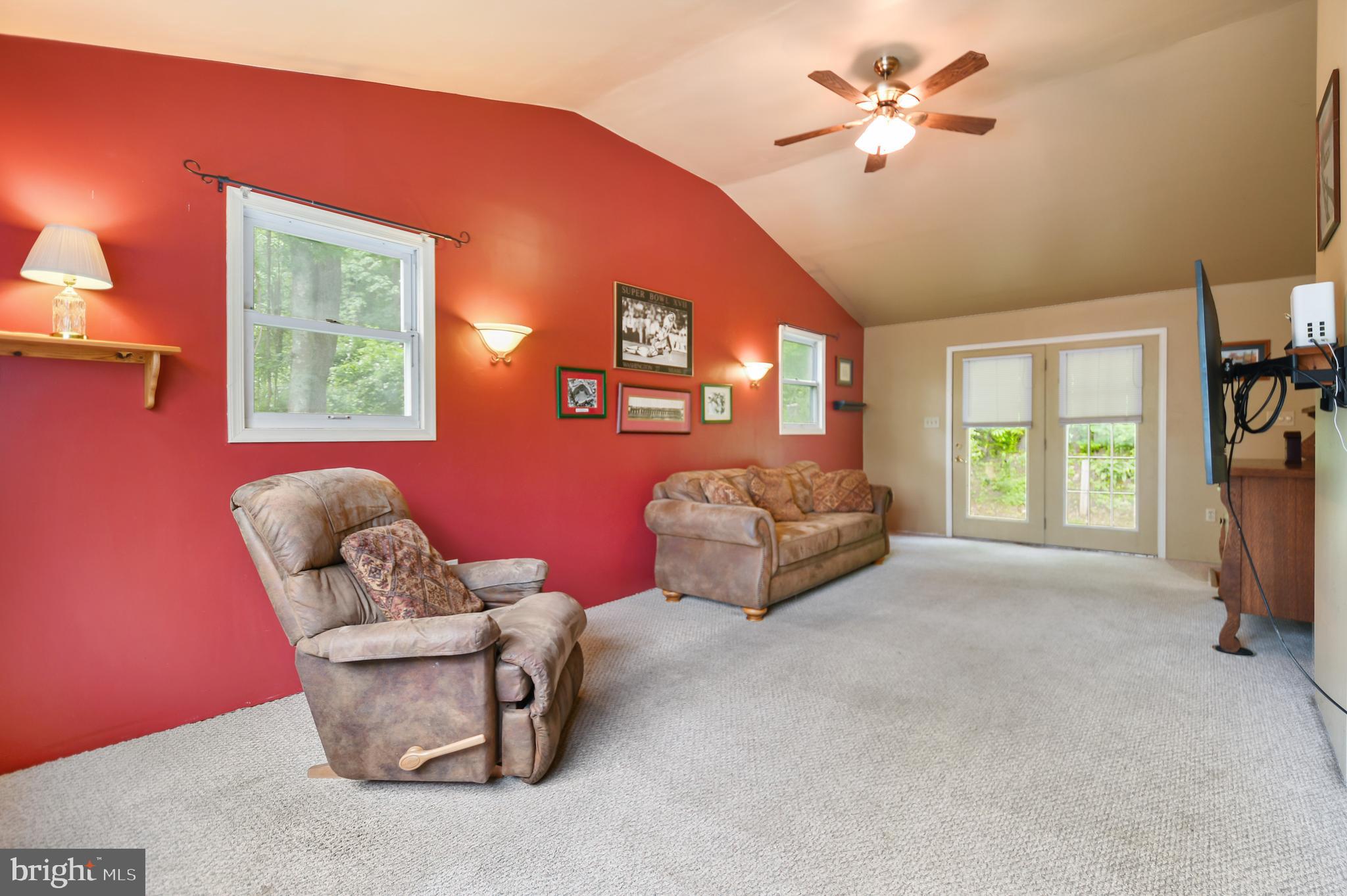 10302 Putman Road Frederick, MD 21702 - Photo 6 of 25