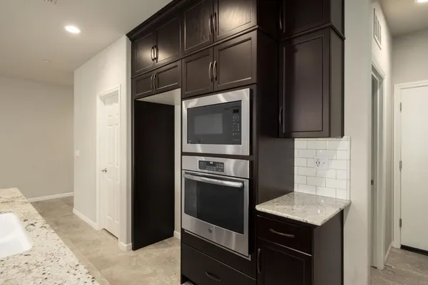 $579,000 | 1565 North Kaweah Avenue, Clovis, CA 93619
