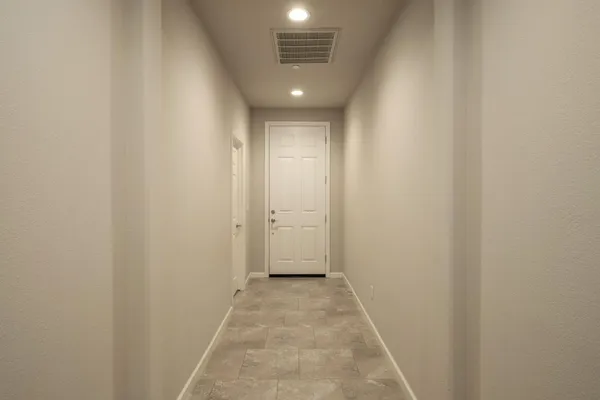 $579,000 | 1565 North Kaweah Avenue, Clovis, CA 93619