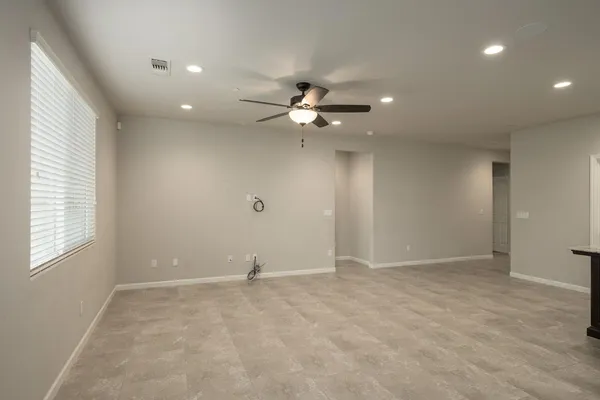 $579,000 | 1565 North Kaweah Avenue, Clovis, CA 93619