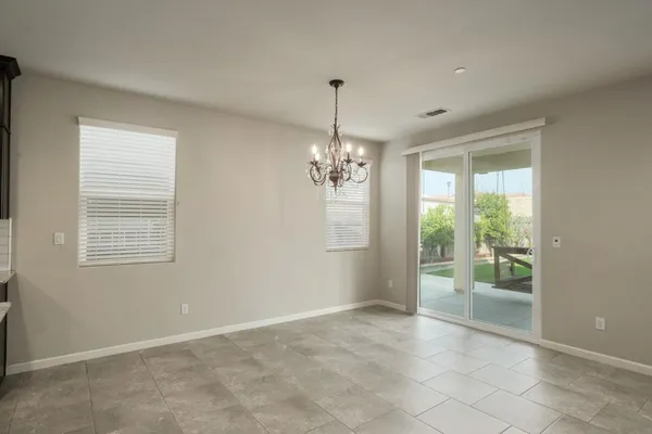 $579,000 | 1565 North Kaweah Avenue, Clovis, CA 93619