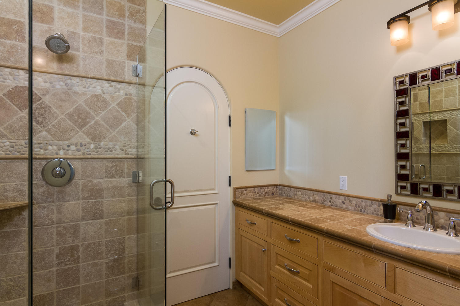 304 Cummings Road Santa Paula, CA 93060 - Photo 20 of 36 304 Cummings Rd-MLS_Size-029-48-Bathroom