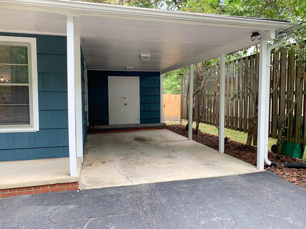 413 Rockspring Road High Point, NC 27262 - Photo 19 of 25 Gallery Image 19