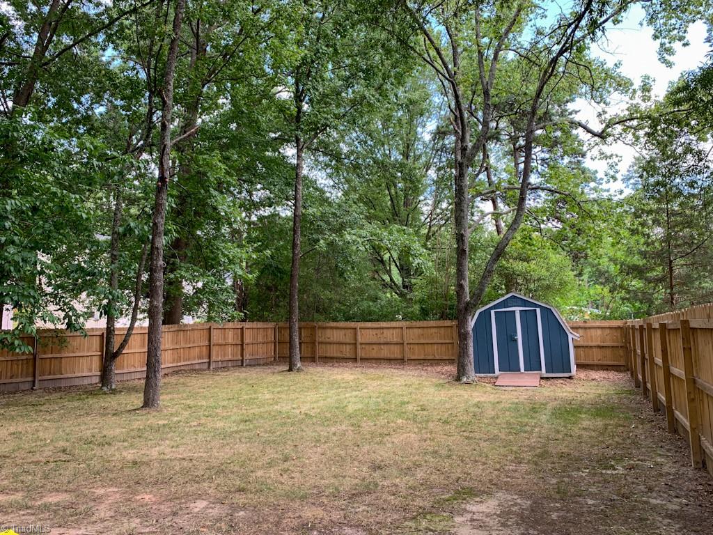 413 Rockspring Road High Point, NC 27262 - Photo 24 of 25 Gallery Image 24