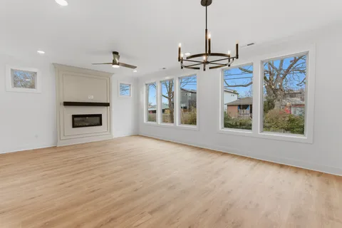 $750,000 | 6300 B American Court, Nashville, TN 37209