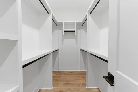 $750,000 | 6300 B American Court, Nashville, TN 37209