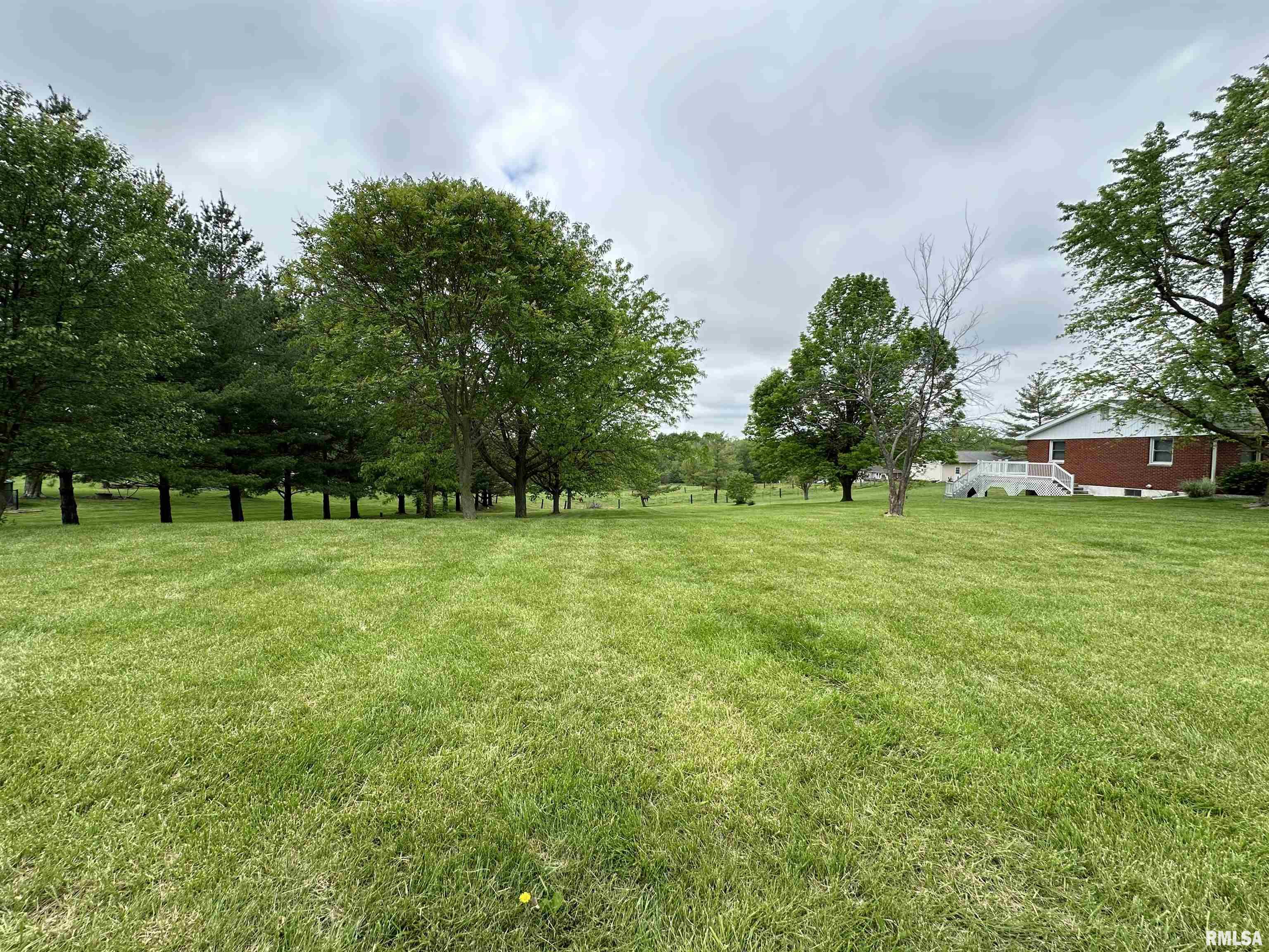 1030 Maas Road Quincy, IL 62305 - Photo 2 of 7 Gallery Image 2
