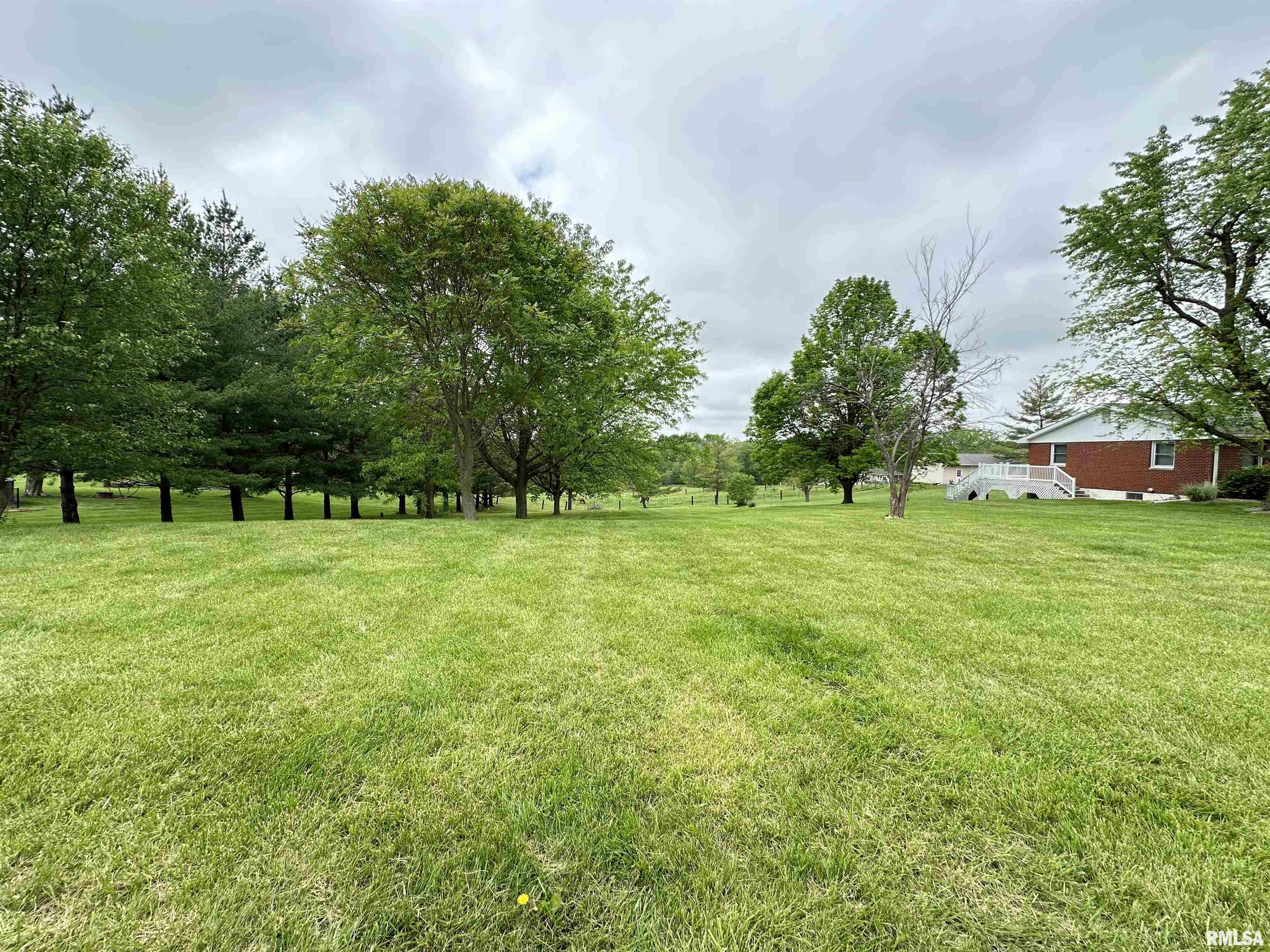 1030 Maas Road Quincy, IL 62305 - Photo 3 of 7 Gallery Image 3