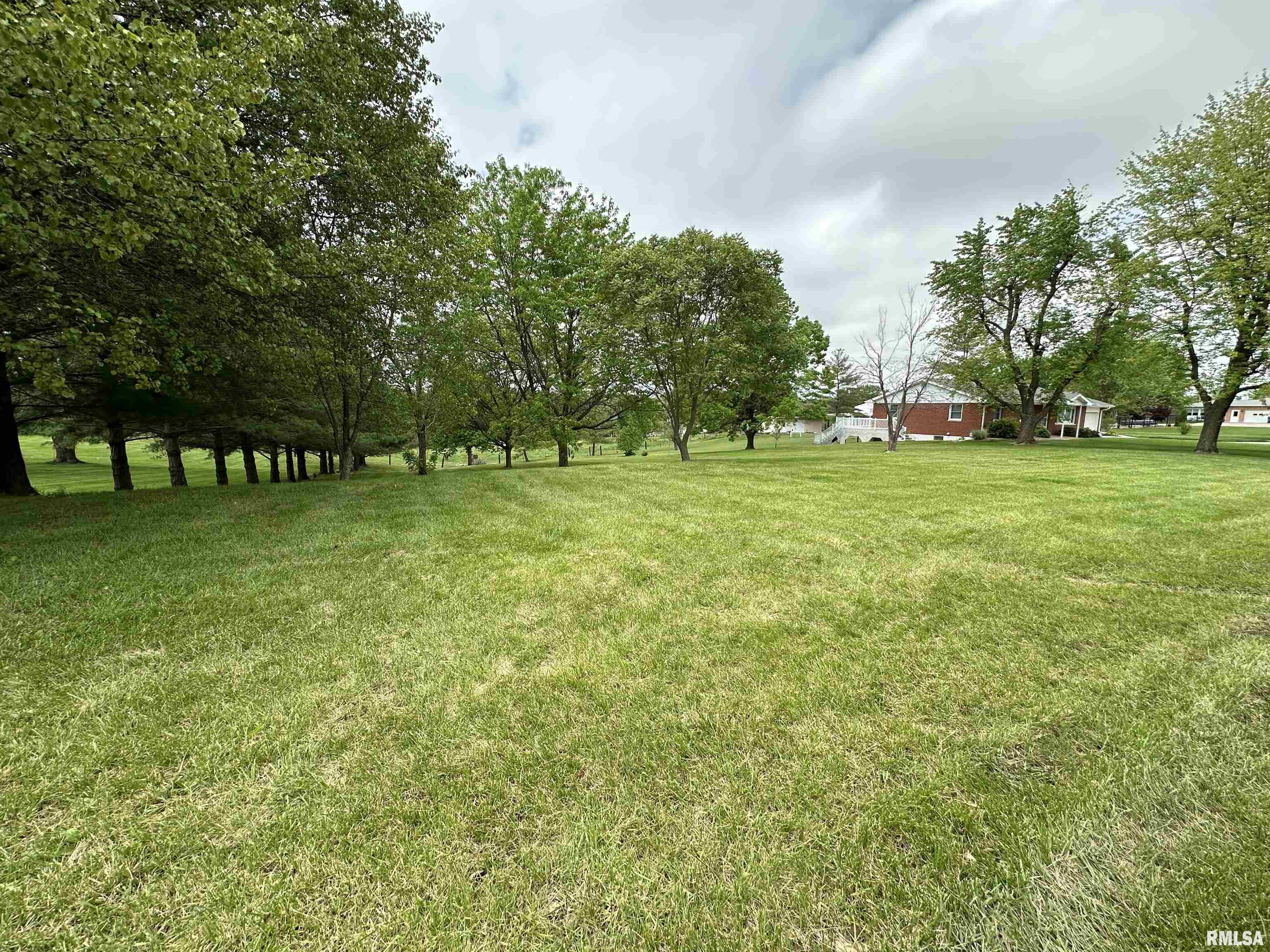 1030 Maas Road Quincy, IL 62305 - Photo 5 of 7 Gallery Image 5