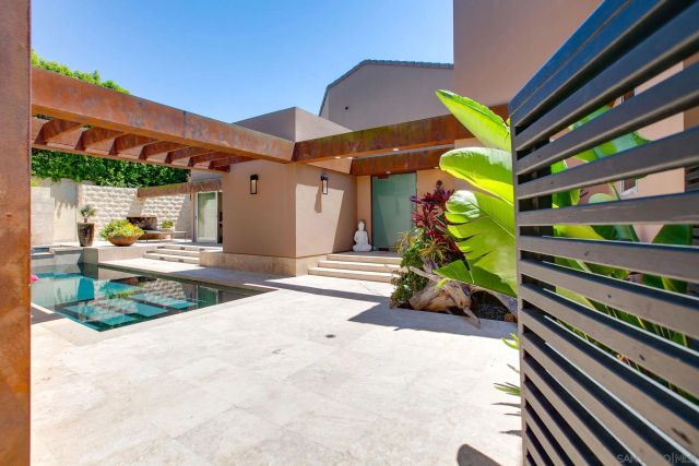 $4,300,000 | 14817 Arroyo Rosita, Rancho Santa Fe, CA 92014