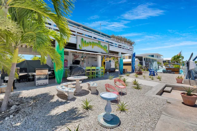 $1,199,000 | 31135 Hollerich Drive, Big Pine Key, FL 33043